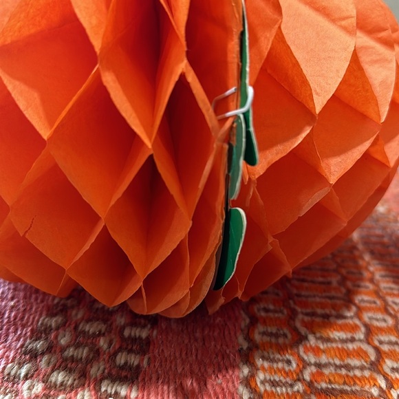 Vintage Beistle Pumpkin Honeycombs Set of 2 - Picture 9 of 12